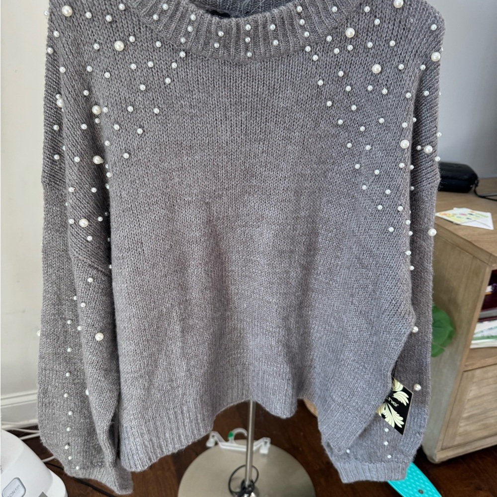 Women’s beaded sweater size xlarge NWT - Picture 2 of 8